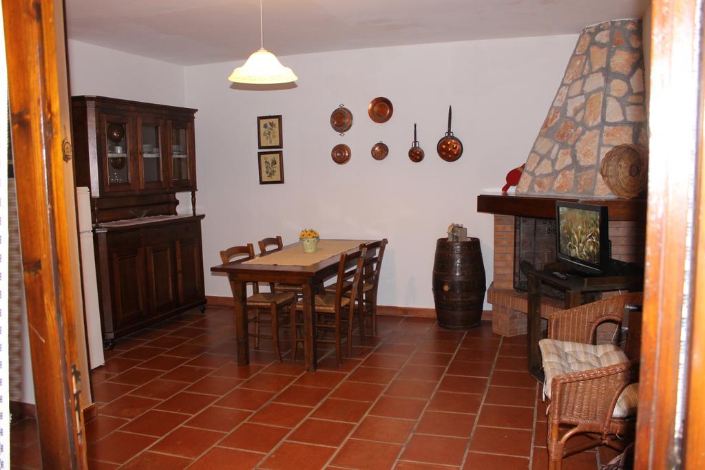 مونوبولي Albachiara Bed & Breakfast الغرفة الصورة
